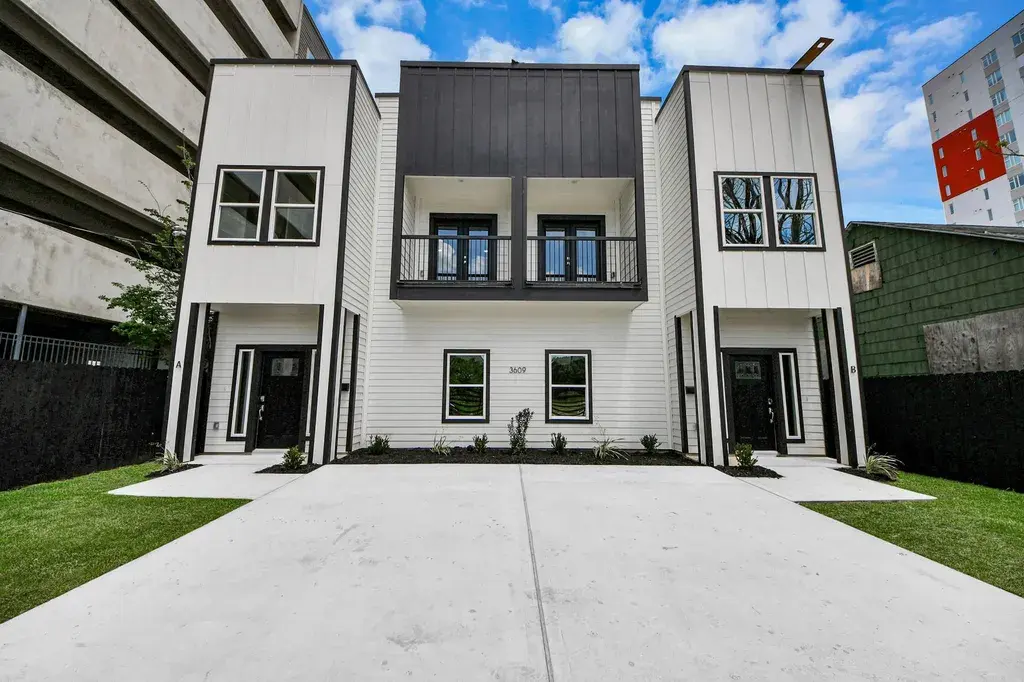 Buy & Sell Property in Nigeria400x344.webp